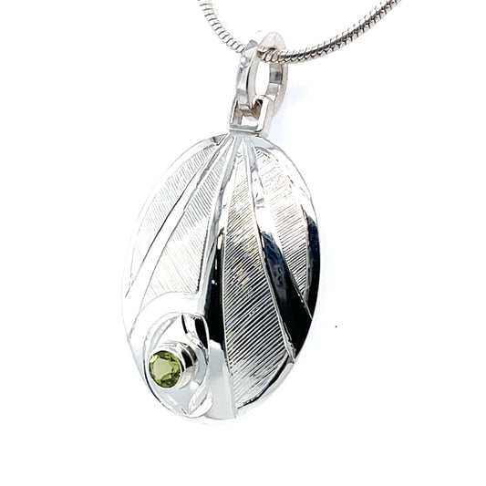 Pendant - Sterling Silver - Oval - Hummingbird - Peridot