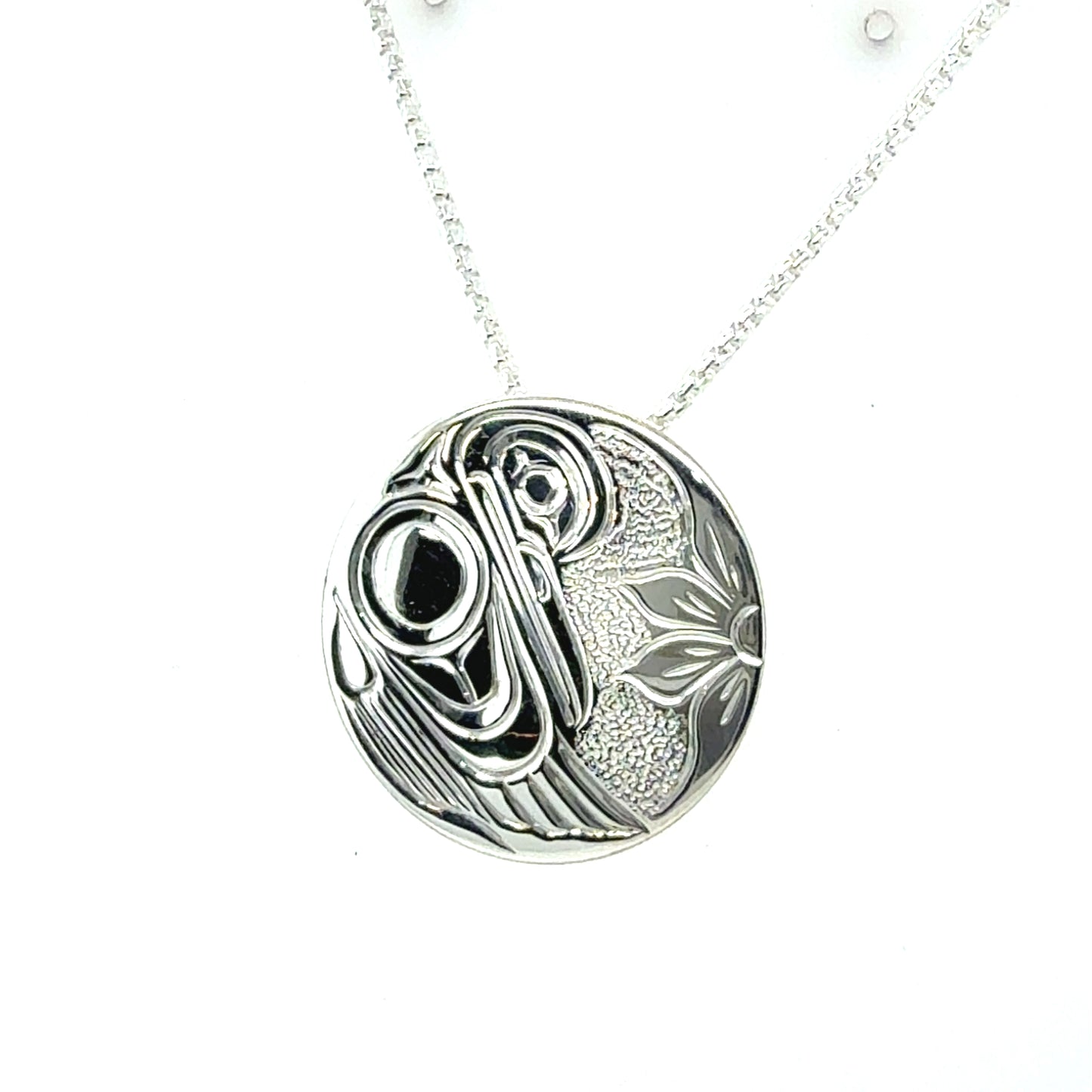 Pendant - Sterling Silver - Round - Hummingbird