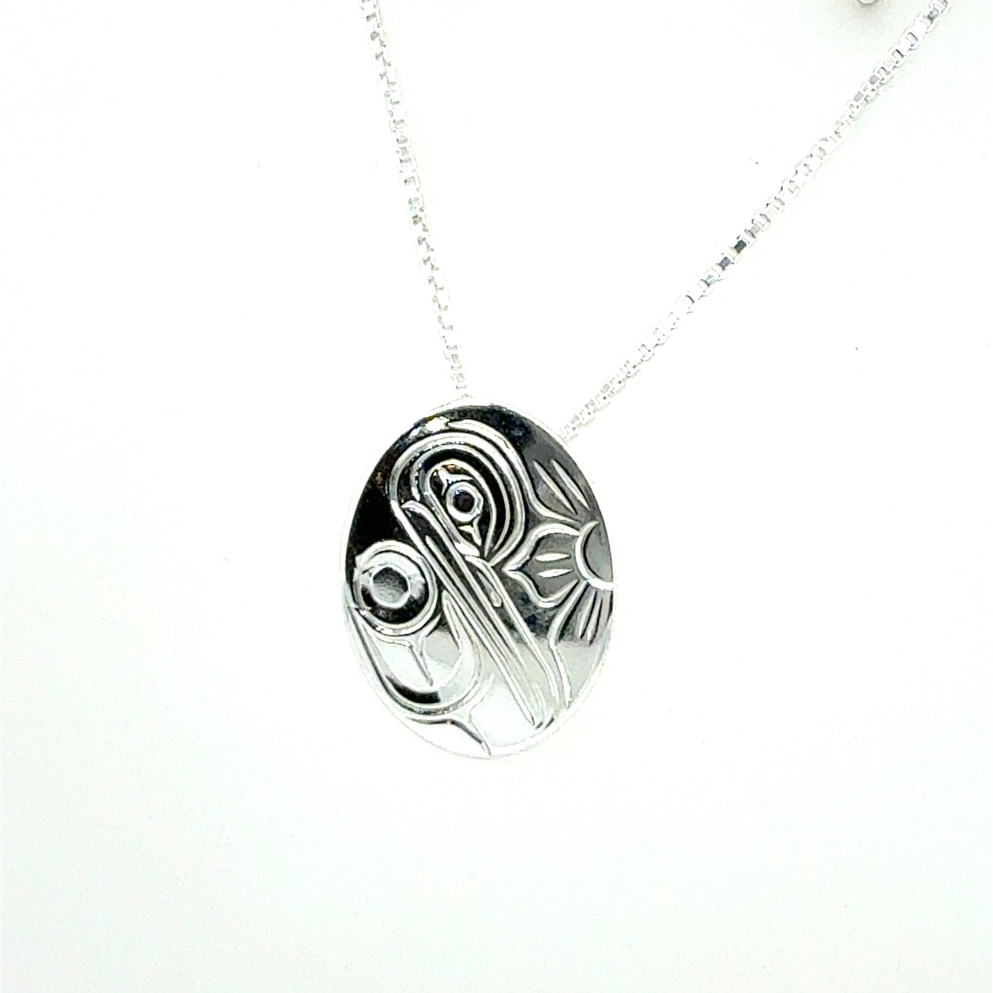 Pendant - Sterling Silver - Small - Oval - Hummingbird