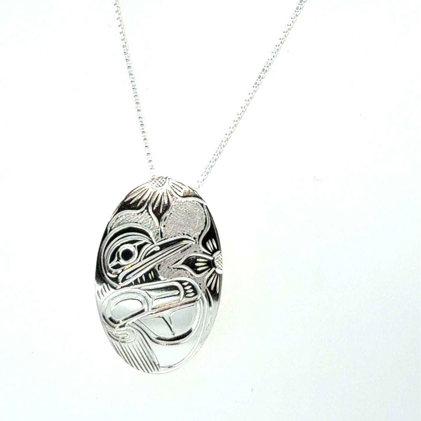 Pendant - Sterling Silver - Medium - Oval - Hummingbird