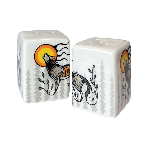 Salt & Pepper Shaker Set - Ceramic - Wolf (Ma’iingan)
