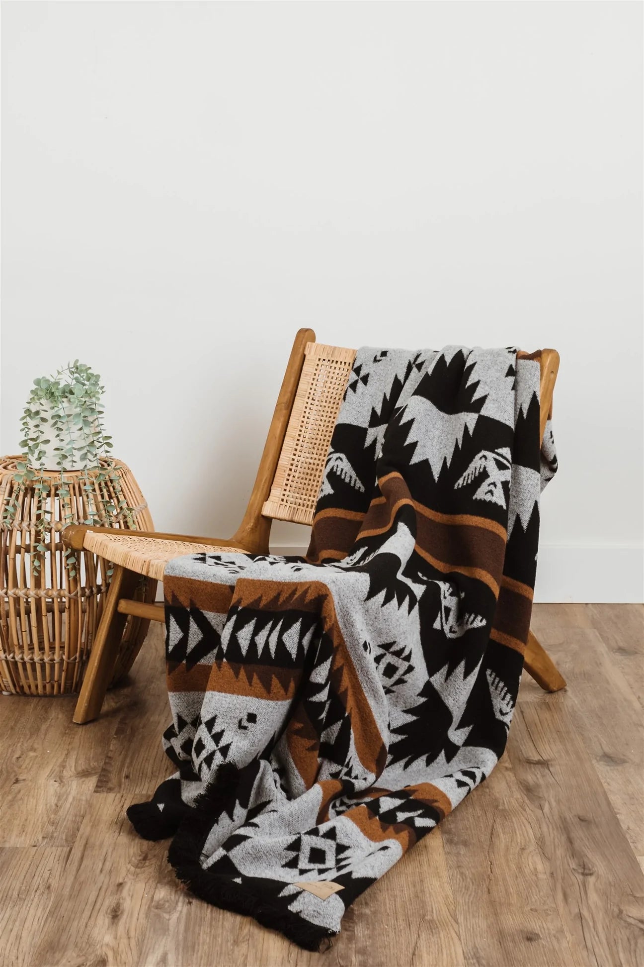 Blanket - Wool Blend - Eco-friendly - Thunderbird - Reversible