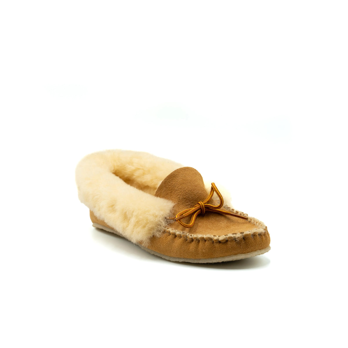 Moccasins - Ladies' - Sheepskin - A’wa’tariha’t (It's warm)