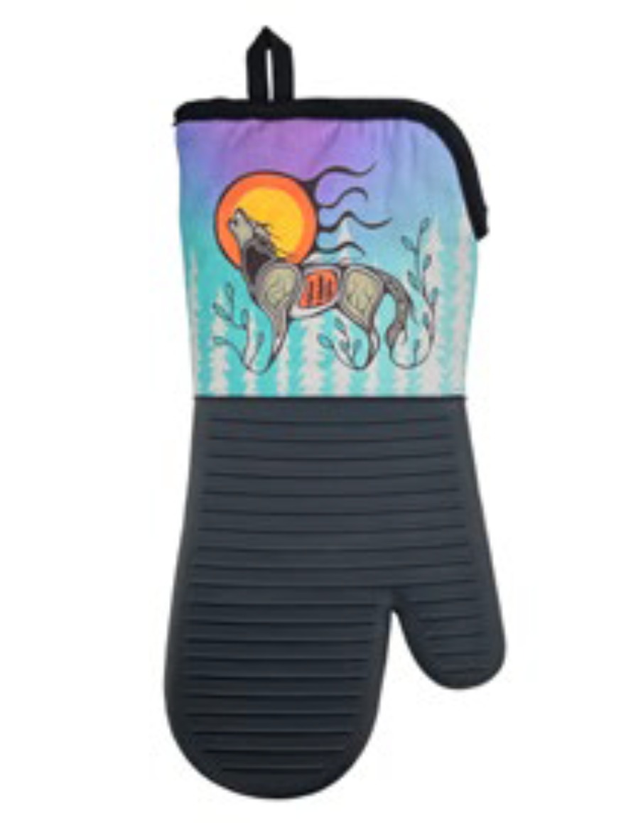 Silicone Oven Mitt - Wolf (Ma’iingan)