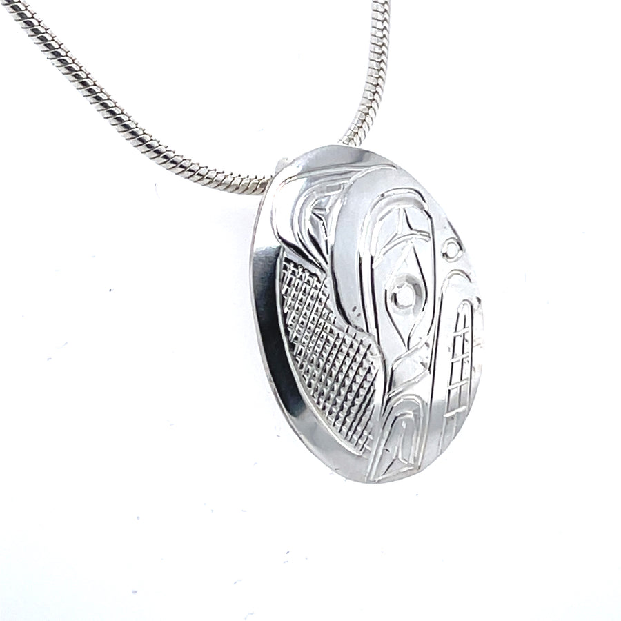 Pendant - Sterling Silver - Oval - Wolf