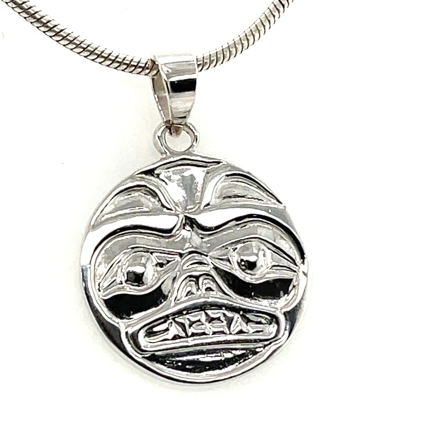 Pendant - Sterling Silver - Cast - Small - Round - Bear