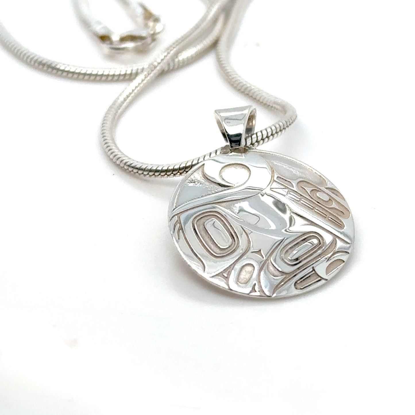 Pendant - Sterling Silver - Round - Wolf - Small - 20mm