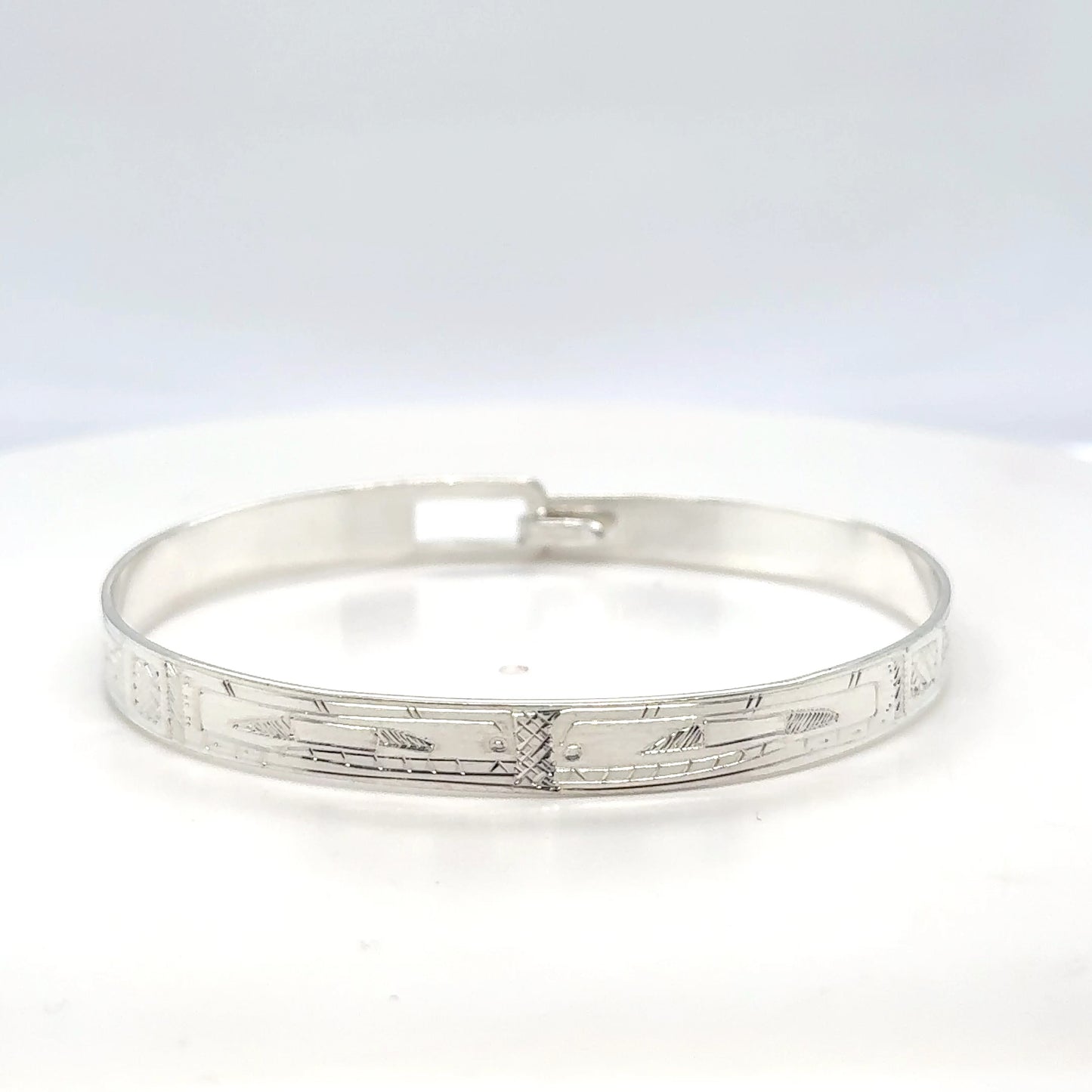 Bangle - Sterling Silver - 1/4" - Orcas - Shorter Length