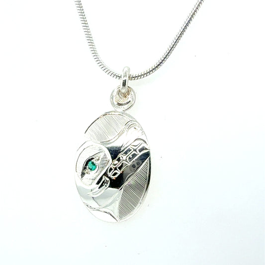Pendant - Sterling Silver - Oval - Bear - Emerald (Lab)