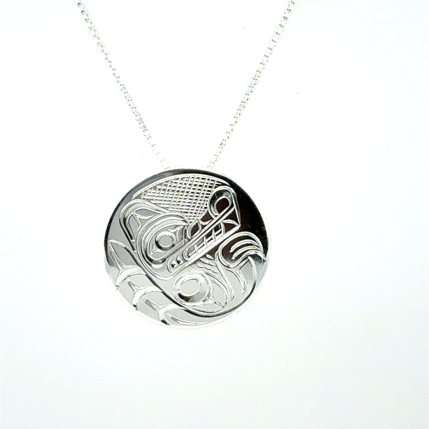 Pendant - Sterling Silver - Medium - Round - Wolf
