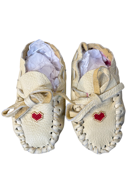 Moccasins - Infant - Deerskin - Heart Beading