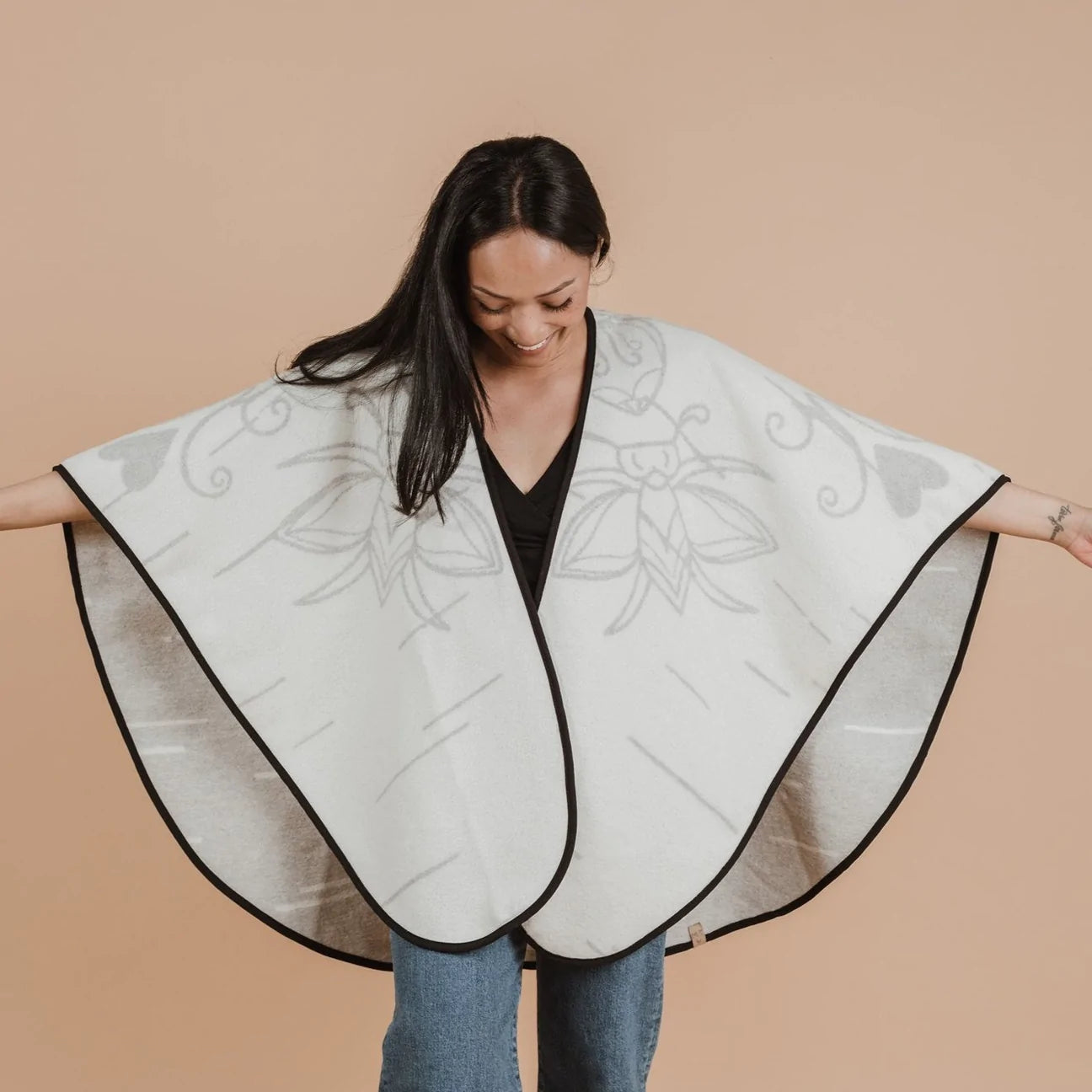 Shawl - Wool Blend - Eco-friendly - Birch Bark - Reversible